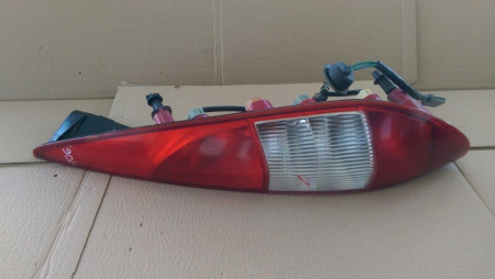 Electrica si electronica - Stop dreapta Ford Mondeo Mk3, 1S71-13404-C, combi, an 2000-2007