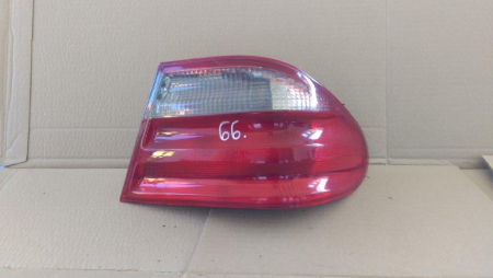 Stop dreapta Mercedes E-Class W210, sedan, facelift, A2108203464, an 1995-2003 [1]