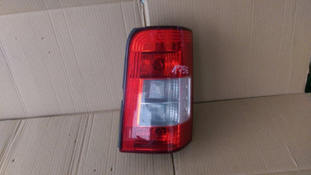 Elemente de caroserie - Stop dreapta Peugeot Partner, Berlingo, 9657976980, an 2002-2010
