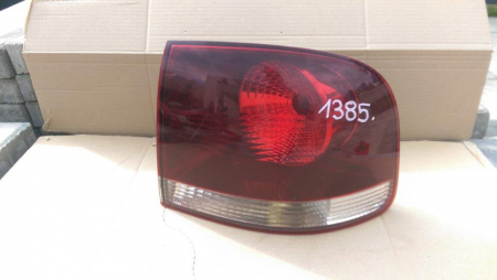 Faruri si stopuri - Stop dreapta pentru Volkswagen Touareg 7L, cod 28258002