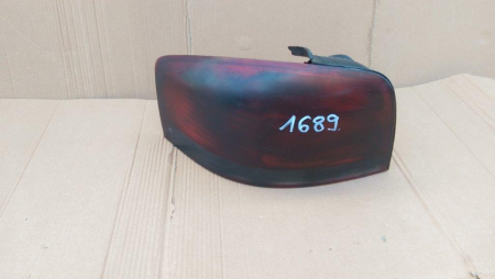 Elemente de caroserie - Stop stanga Audi A3 8P, 8P0945095, fumuriu, model 3 usi, an 2003-2008