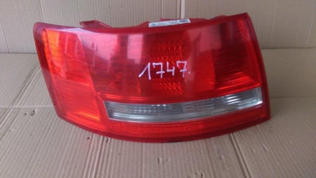 Elemente de caroserie - Stop stanga pentru Audi A6 C6, cod 4F5945095D