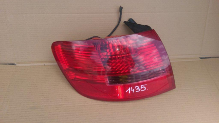 Faruri si stopuri - Stop stanga pentru Audi A6 C6, COMBI / BREACK cod 89034302 CU BECURI !!!!!