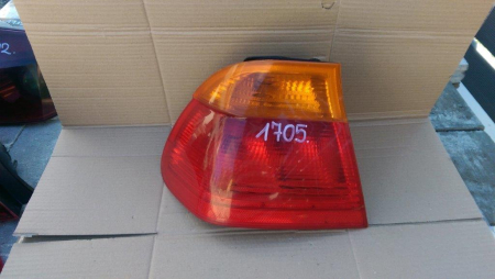 Elemente de caroserie - Stop stanga pentru BMW Seria 3 E46, Sedan, cod 8364921