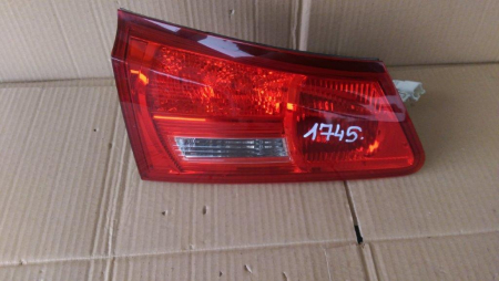 Elemente de caroserie - Stop stanga haion, usa portbagaj Lexus IS 220, an 2005-2013