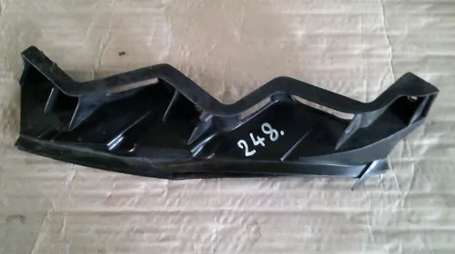 Suport plastic Dreapta pentru Volkswagen Passat B6, cod 3C0807890 [1]