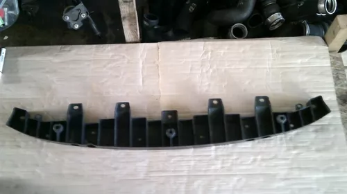 Suport plastic Fata Central pentru Subaru Outback 3, cod 57707AG080 [1]