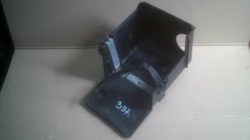 Suporti - Suport plastic pentru Volvo V50 , cod 30667561
