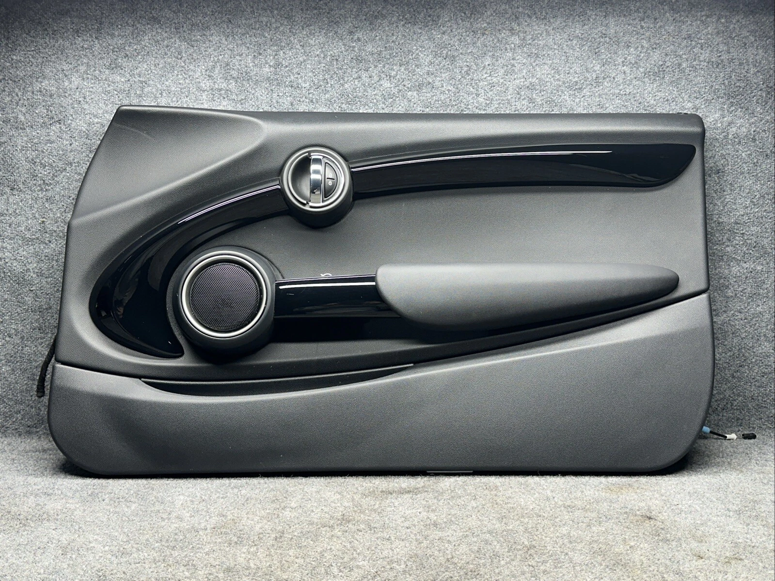 Alte accesorii de interior - Tapiterie usa fata dreapta pentru Mini One F56, an de fabricatie 2013 - 2023, cod 5145-7312062