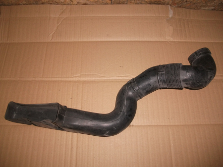 Motoare si anexe - Tubulatura aer pentru Audi A2 , an de fabricatie 1999-2005, motorizare 1.6 Benzina, cod 8Z0129617B,  8Z0129617C