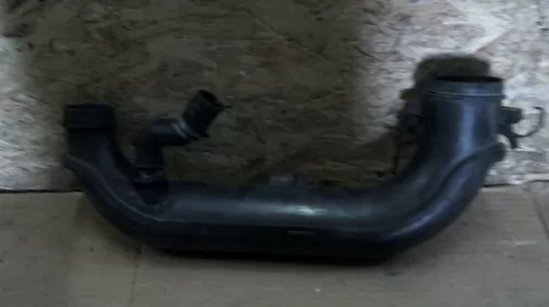 Tubulatura aer pentru Ford Tranzit , motorizare 2.2 Diesel, cod 6C11-9R504-CB [1]