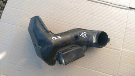 Conducte si furtune - Tubulatura aer pentru Mazda CX7 ER, cod L33DK3804