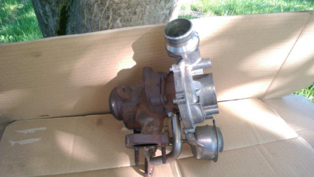 Turbosuflanta pentru Renault Clio 4, motorizare 1.5 diesel, cod 8201164371   ,   144117533R   ,   RHW03878R [3]