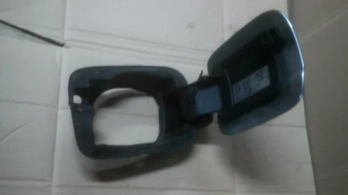 Usa rezervor pentru Audi A4B8 , cod 8K0809999C [1]