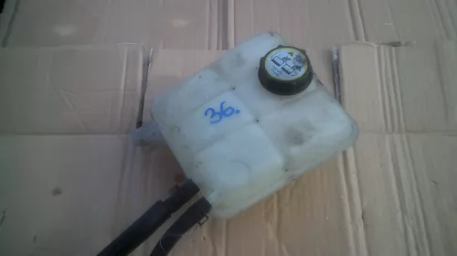 Alte anexe - Vas expansiune pentru Ford Focus 2, motorizare 1.6 Diesel, cod 3M5H-8K218-DG