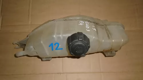 Motoare si anexe - Vas expansiune pentru Renault Clio 3, motorizare 1.5 Diesel, cod 8200149742