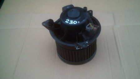 Motoras - Ventilator aeroterma bord pentru Ford Focus 1, cod XS4H-18456-AD   ,   1736002601