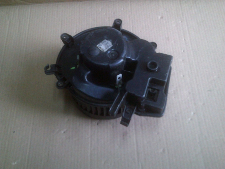 Ventilator aeroterma bord pentru Mercedes C-Class W203, cod BEHR 9400784 [1]