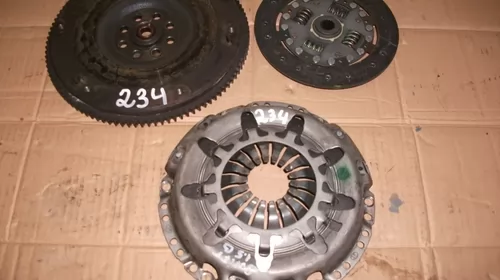 Transmisie - Volanta pentru Suzuki Swift RS, motorizare 1.5 Benzina