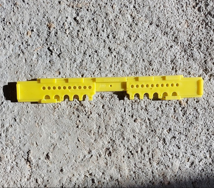 Gratie urdinis plastic mica [3]