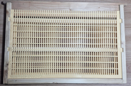 Cresterea Reginelor - Rame de Crestere Simple