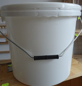 Lucru cu Mierea - Galeata Plastic 18L
