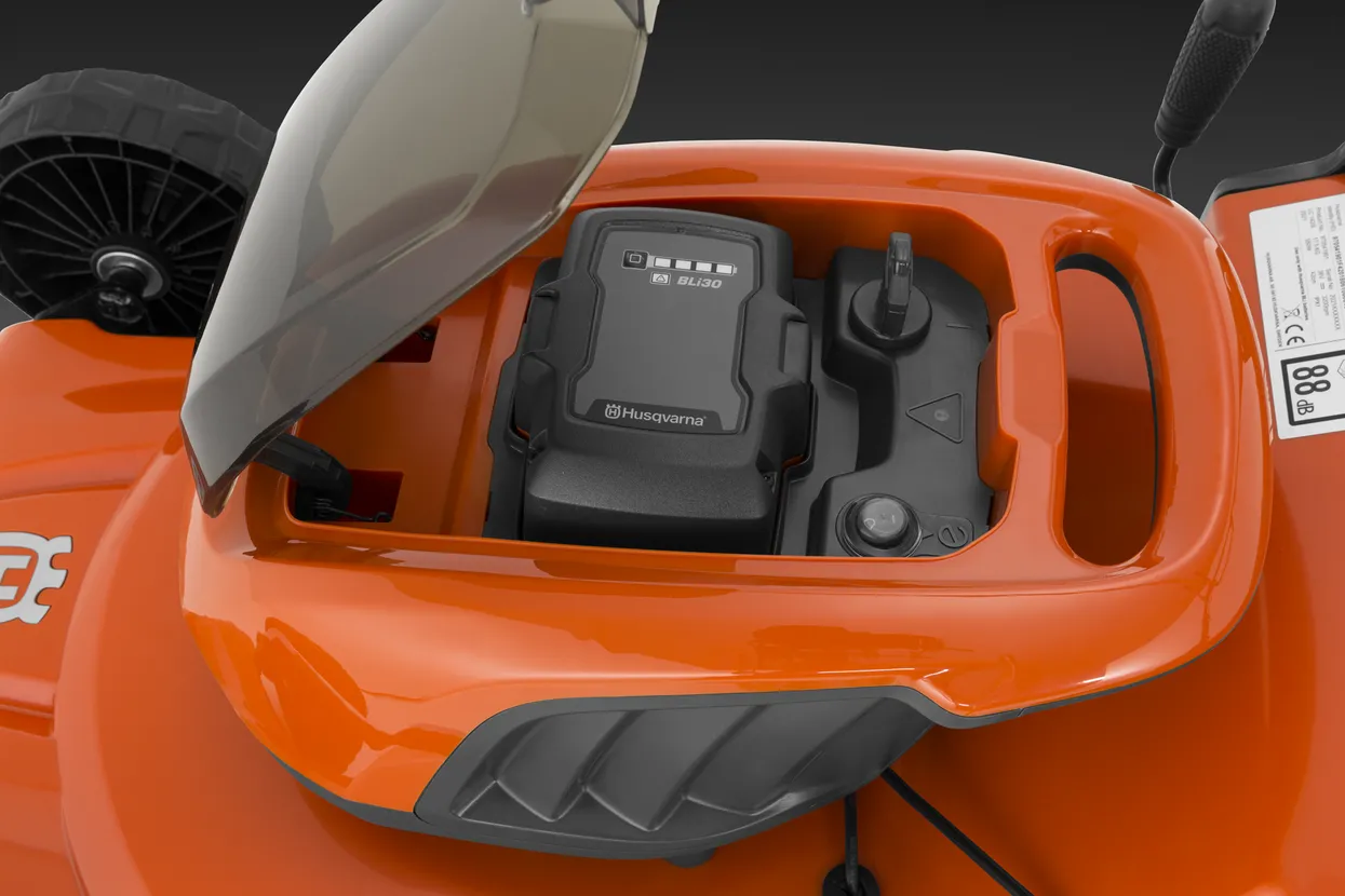 Masina Tuns Gazon Cordless LC 142iS (Incarcator  40-C80 si Acumulator  Bli20, 36.5V/4.0Ah) [3]