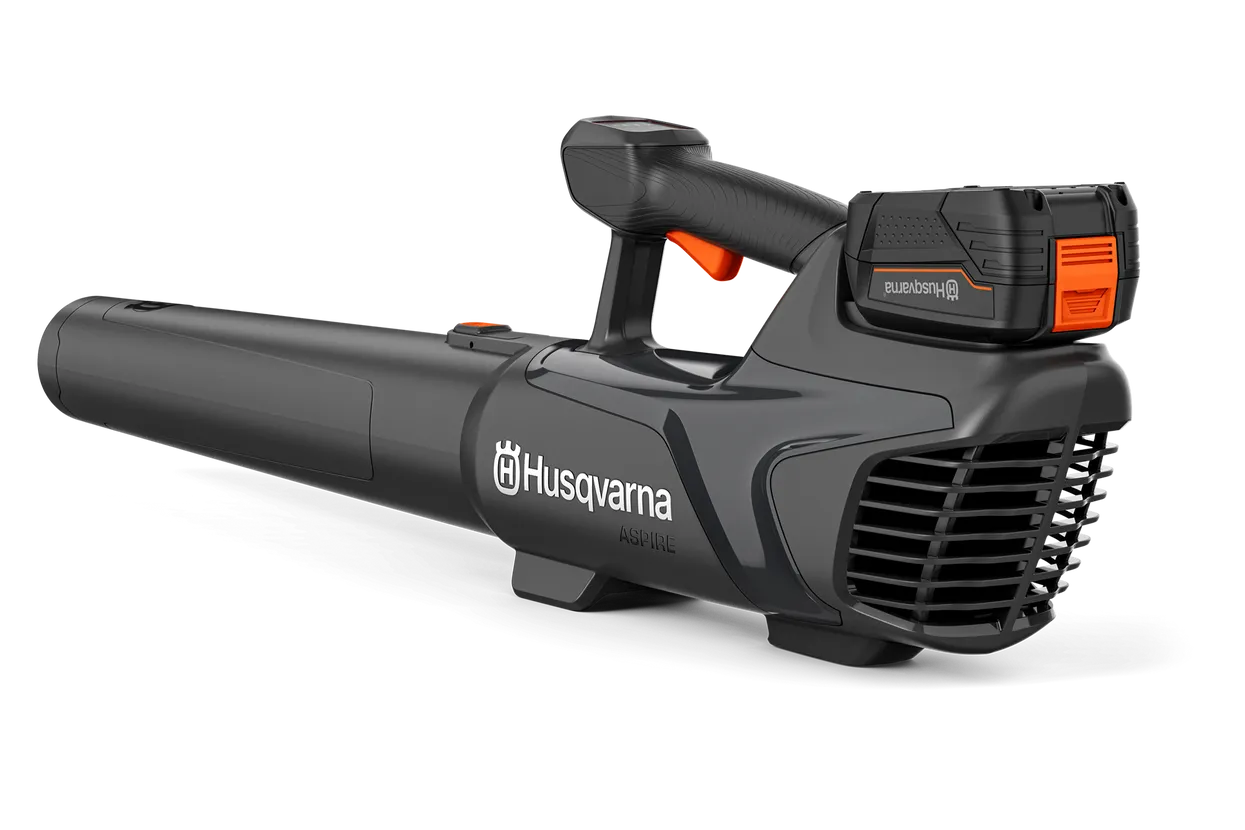 Refulator cu acumulatori pentru frunze Husqvarna Aspire™ B8X-P4A cu acumulator și încărcător incluse [3]