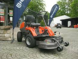 Tractor Tuns Gazon Husqvarna Rider R 115 C [2]