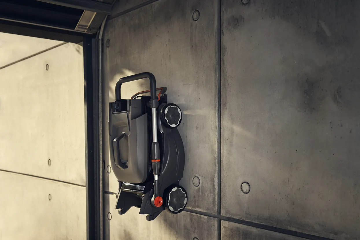 Mașina de tuns gazon pe acumulatori Husqvarna Aspire™ LC34-P4A cu acumulator și încărcător incluse [5]