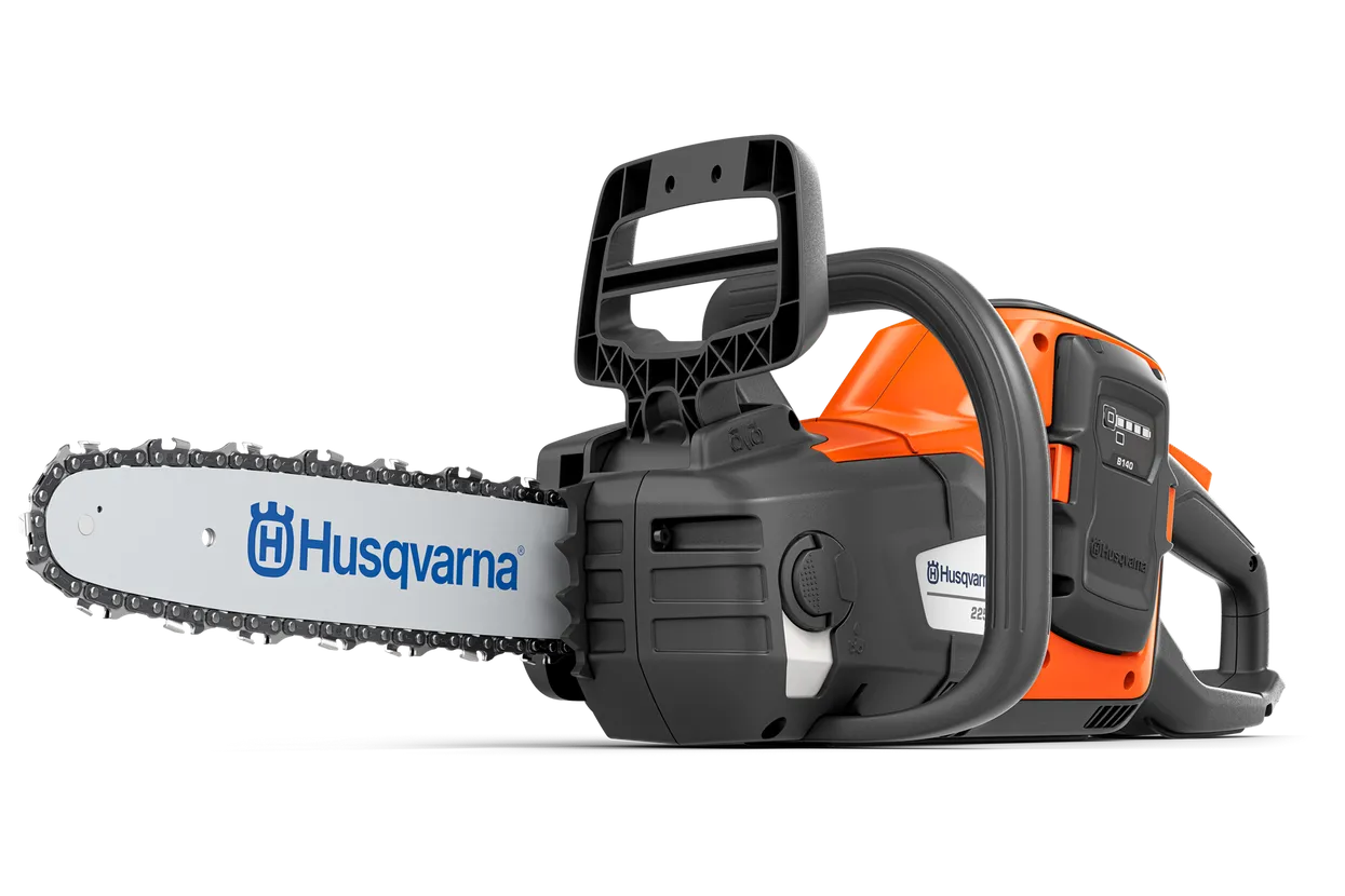 Fierastaie cu lant (drujbe) - Motoferastrau electric Husqvarna 225i cu acumulator și încărcător