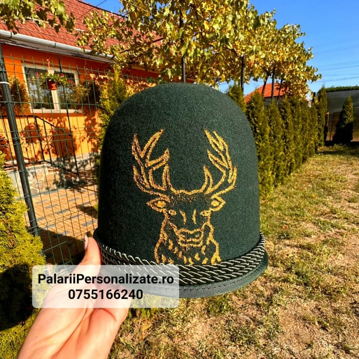 Pălărie ciobănească verde [2]