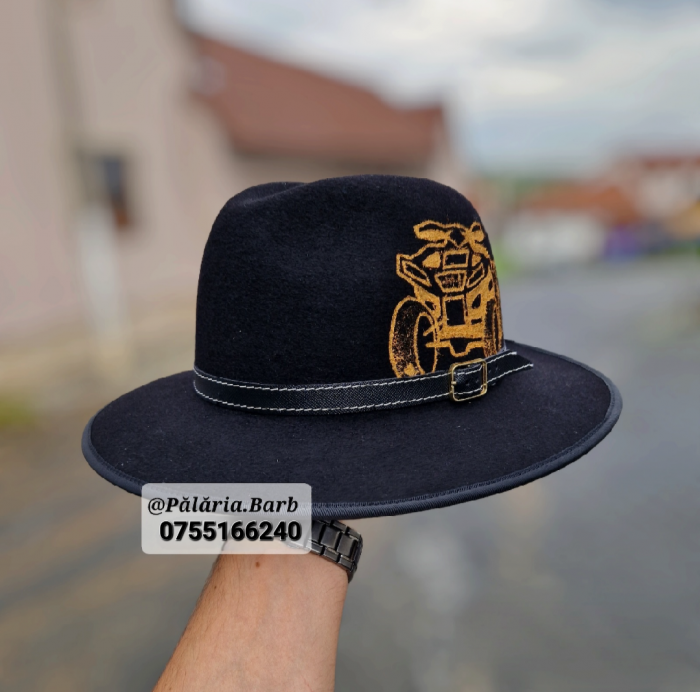 Pălărie neagră cu ATV pictat [2]