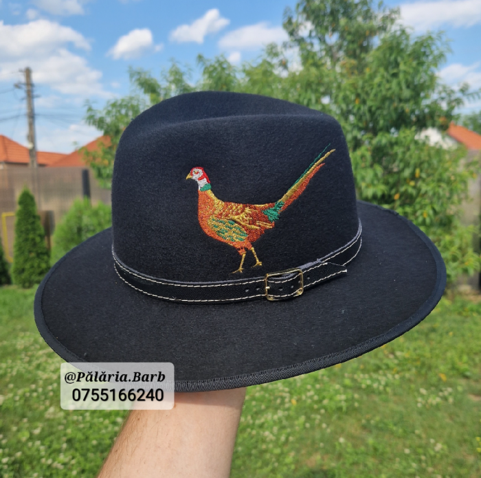 Pălărie neagră cu FAZAN cusut [2]