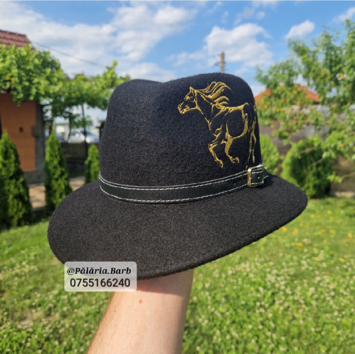 Pălărie neagră "Parlamentară" cu cal cusut [2]