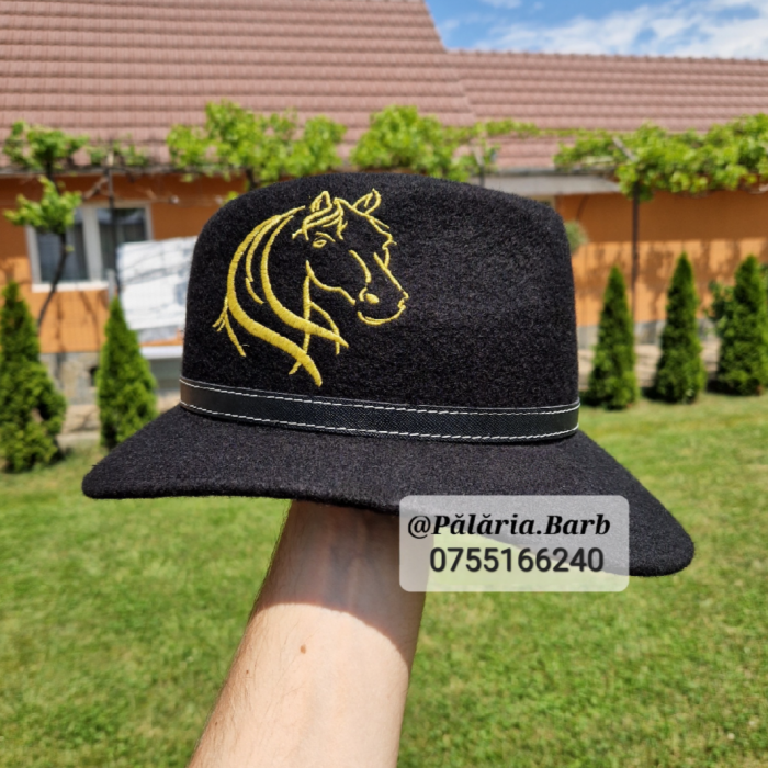 Pălărie neagră "Parlamentară" cu un cal pe ambele părți [2]