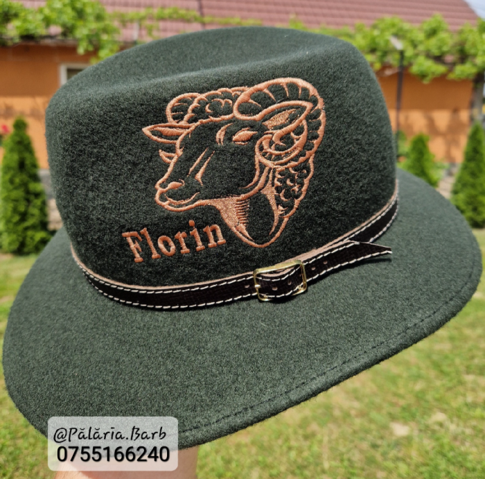 Pălărie verde "Parlamentară" cu berbec cusut + nume [3]