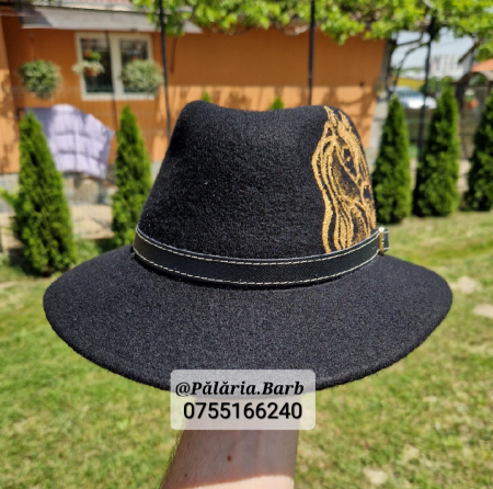 Pălărie neagră "Parlamentară" cu 2 cai pictați [2]