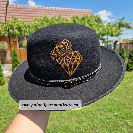 Pălărie neagră pictată cu 2 cai și diamant [2]