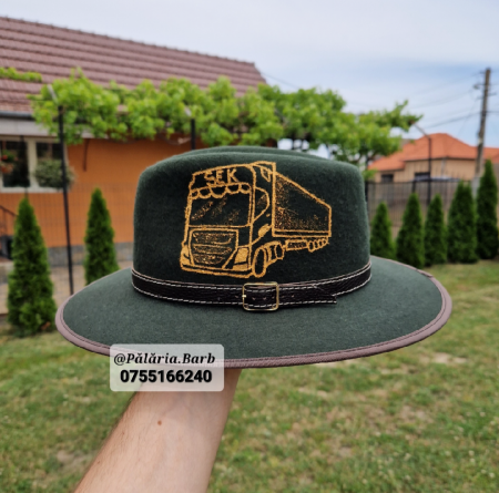 La Cerecrea Clienților - Pălărie verde cu TIR pictat