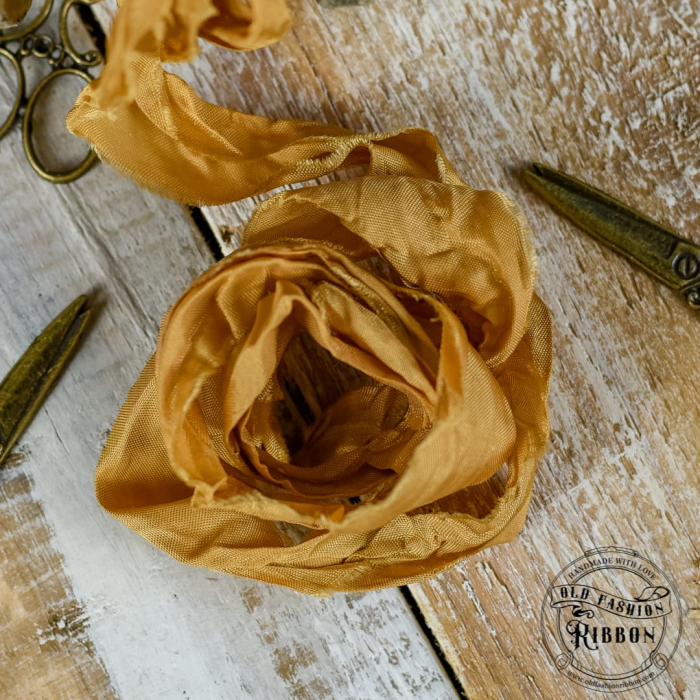 panglica-vintage-bronz-auriu-old-fashion-1-2m-1.jpg [2]