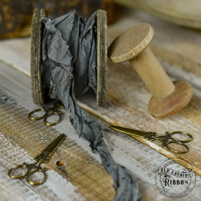 panglica-vintage-gri-inchis-old-fashion-1-2m-1.jpg [1]