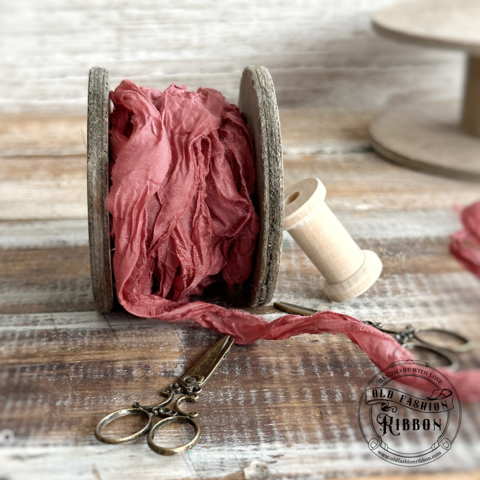 panglica-vintage-roz-vintage-old-fashion-1.jpg [1]