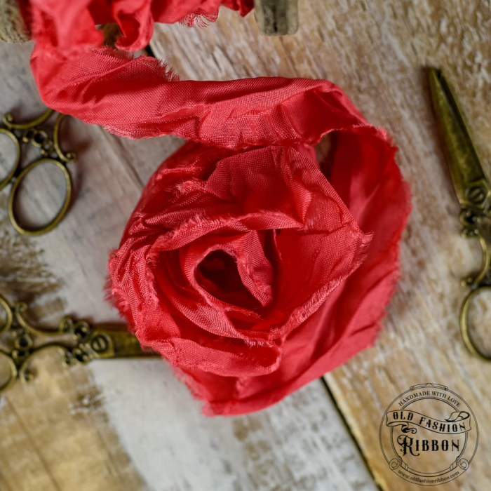 panglica-vintage-roz-zmeura-old-fashion-1-2m-1.jpg [2]