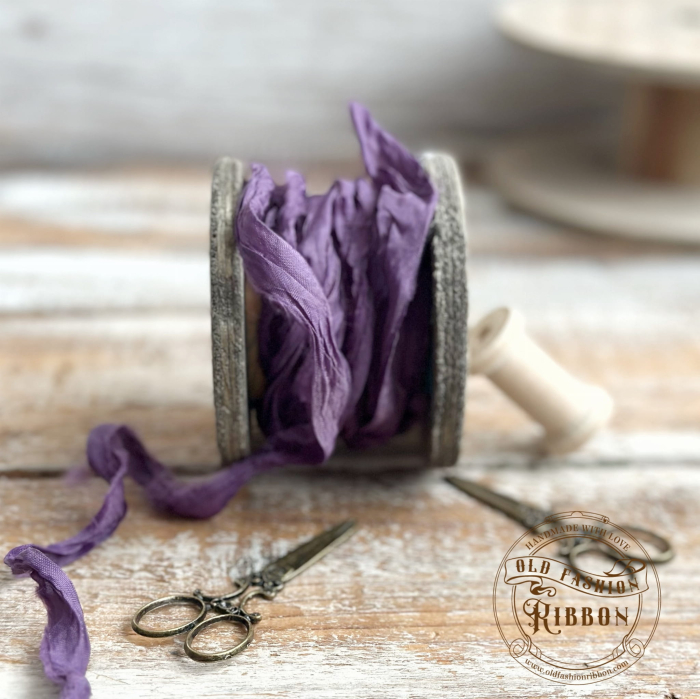 panglica-vintage-violet-old-fashion-1-2m-1.jpg [2]