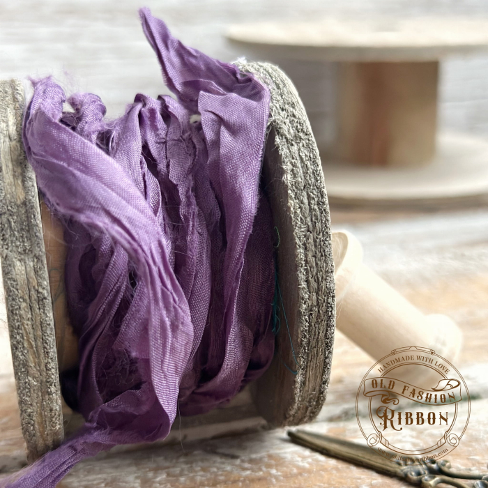 panglica-vintage-violet-old-fashion-1-2m-1.jpg [1]