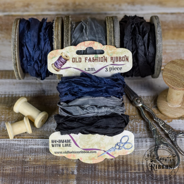 set-3-panglici-vintage-negru-gri-old-fashion.jpg [1]