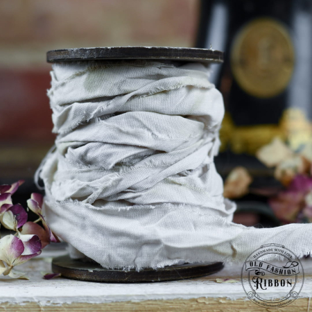 panglica-in-vintage-french-line-natural-01.jpg [1]