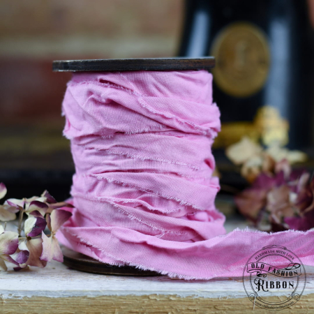 Panglici din In pe Bobină - panglica-in-vintage-roz-old-fashion-01.jpg