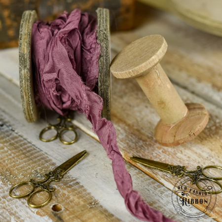 Old Fashion Ribbon – Panglici & Seturi Vintage - panglica-vintage-roz-murdar-old-fashion-1.jpg